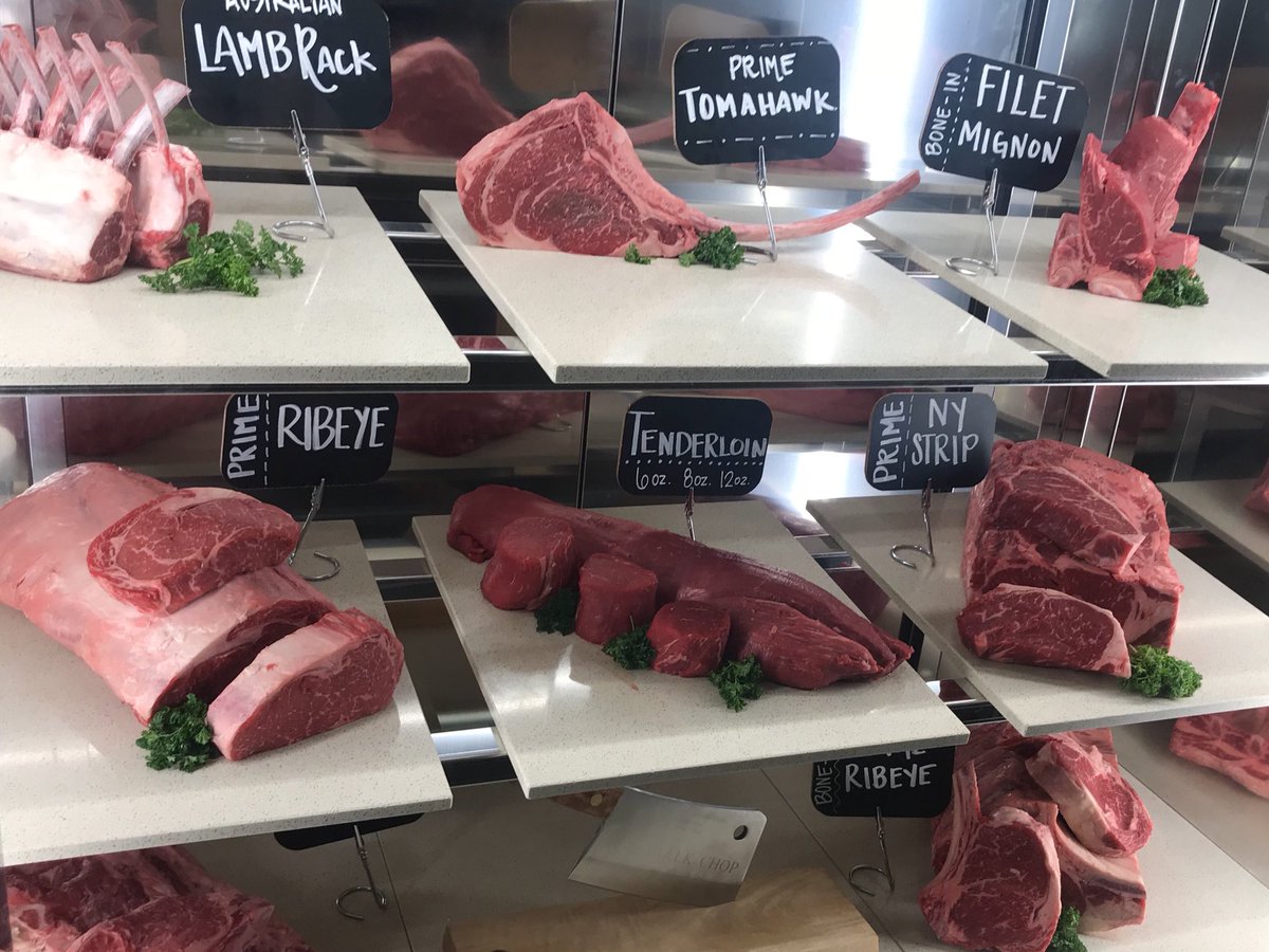 GrapevineTXCity's tweet photo. Holy #Porkchop! @Perrys OPENS Monday, February 5 in #GrapevineTX! @GrapevineEcoDev #LetsNosh https://t.co/K5hgjY2EYz