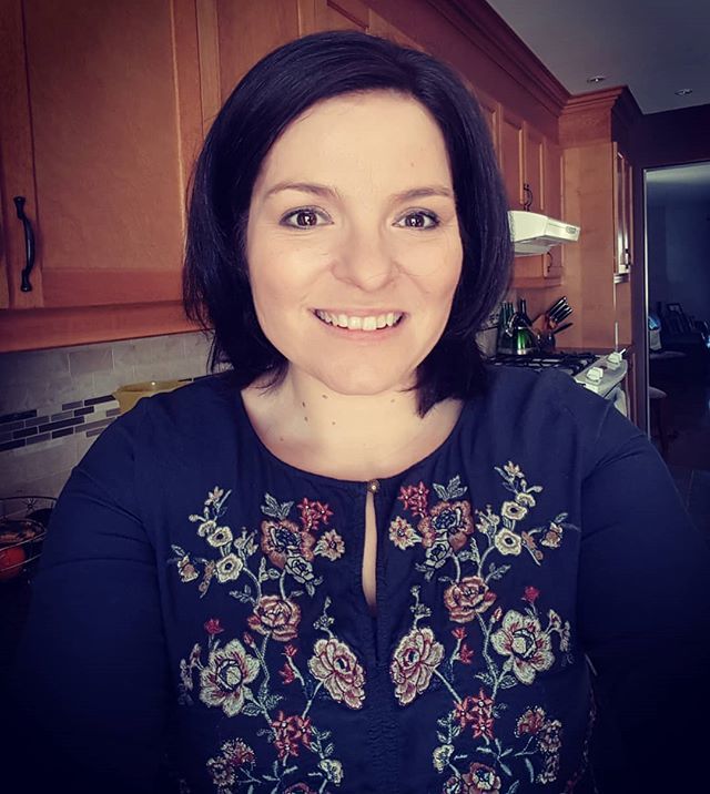 MommyCMurphy's tweet photo. #hair #care #momlife❤️ #selflove #Friday #graybegone🙅 #thisis40 #feelsgood https://t.co/i6lqHrj8yG https://t.co/GcF63NiQsM