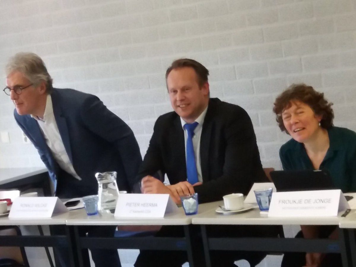 Over door regels heen breken bij inburgering- <a href="/PieterHeerma/">Pieter Heerma</a> en <a href="/ftdejonge/">Froukje de Jonge</a> in gesprek met docenten en studenten ROC #almere