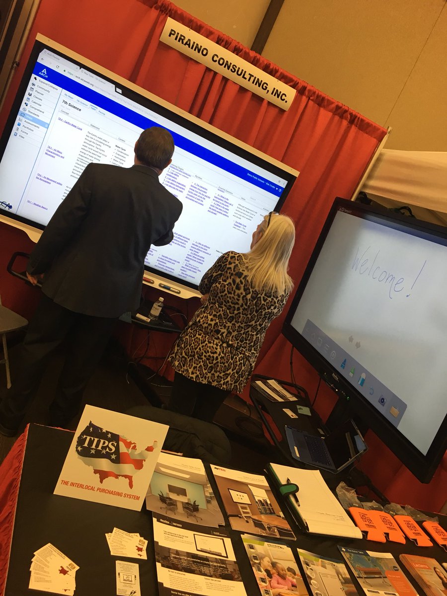 CCOSA's tweet photo. Some of our #OMLEA18 exhibitors sharing resources & tools for #oklaed middle level educators & leaders! https://t.co/f3O74pbMYj
