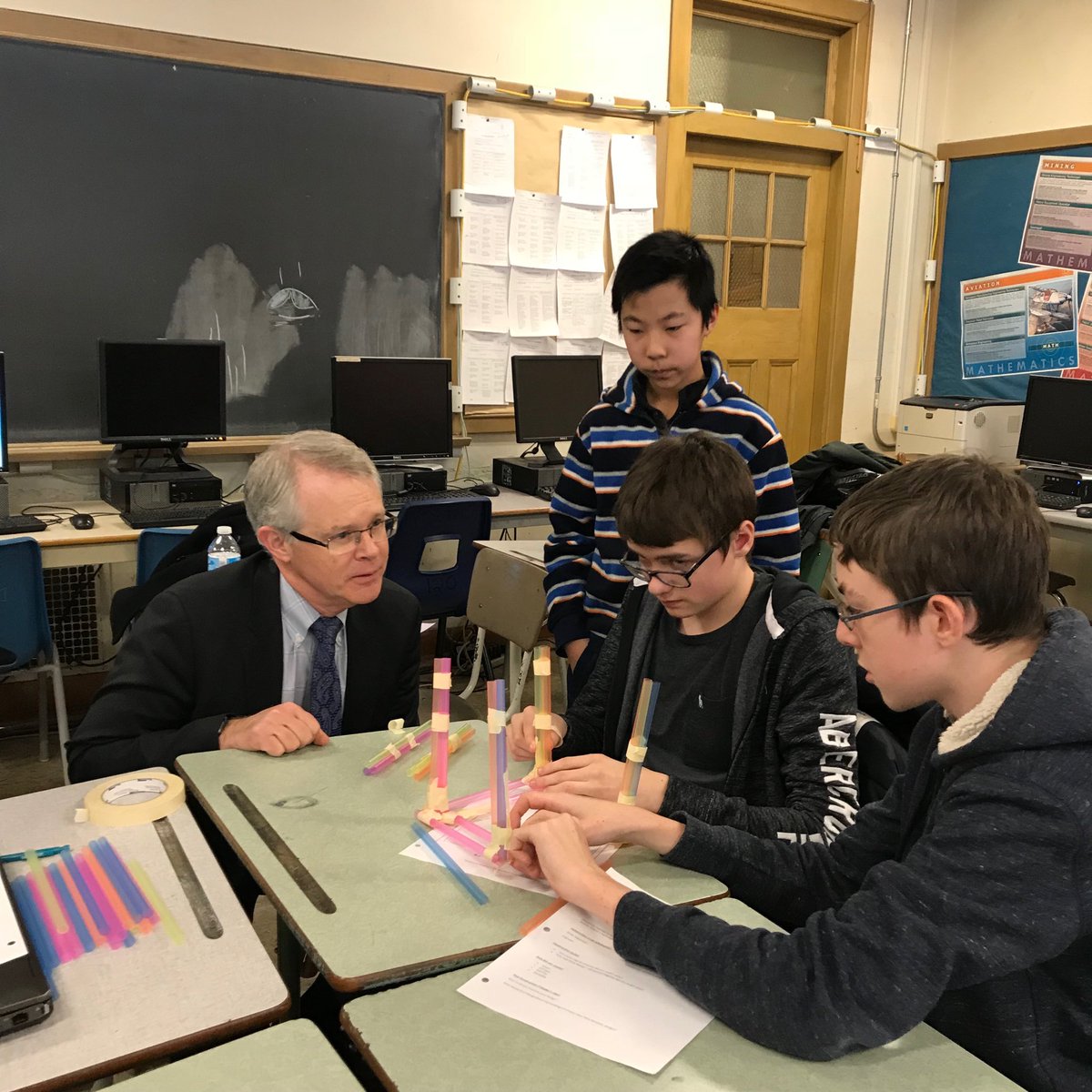 VP_AMarshall's tweet photo. Northern students problem solving with Dr. Malloy.  Thank you for the visit today!  #nssrocks  @malloy_john https://t.co/50QKHviCOP
