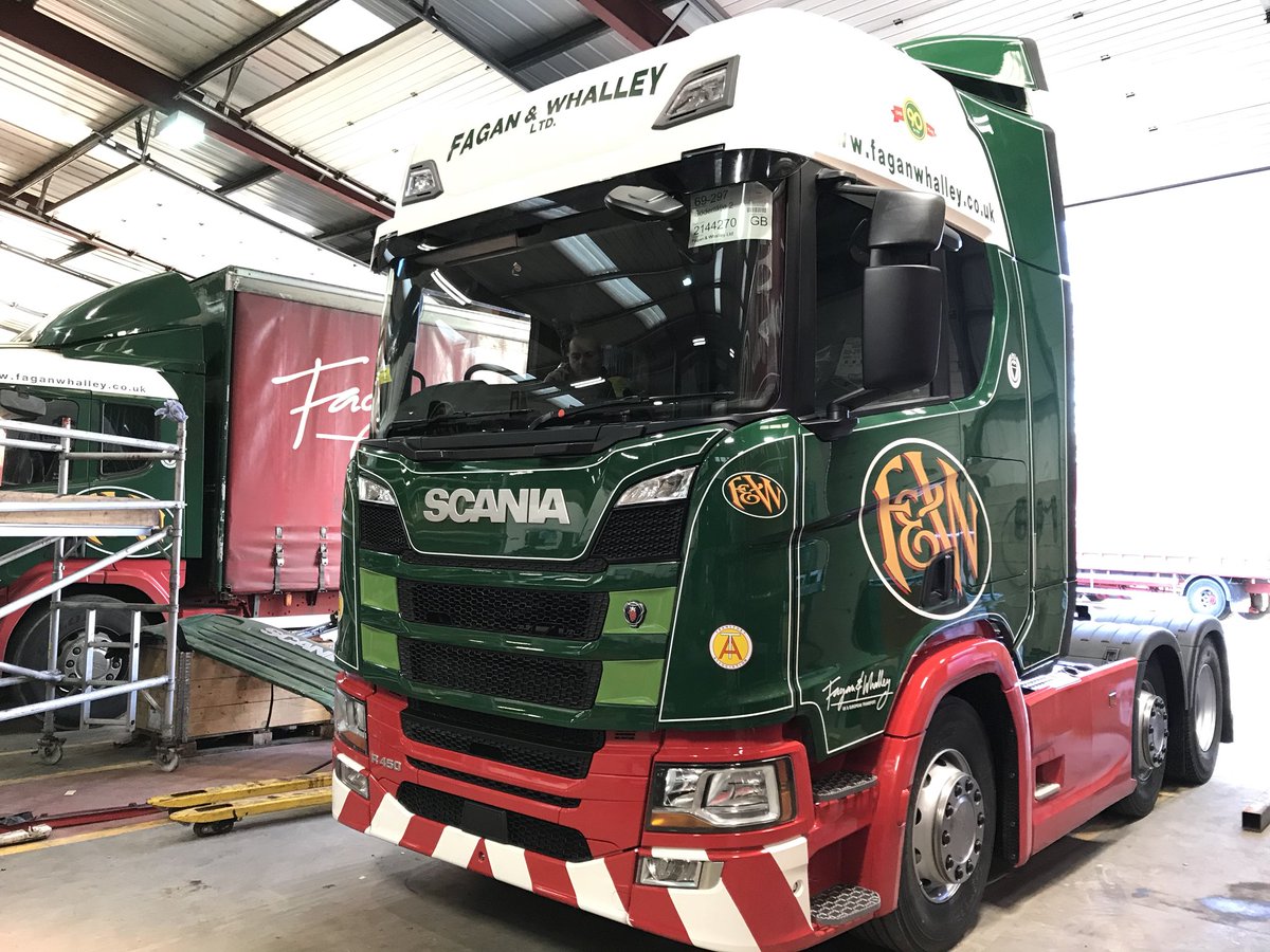 FaganWhalley's tweet photo. Sneak peak of our first F&amp;W livery next gen Scania. We have added Pin stripping, what’s your thoughts?@ScaniaUK @ScaniaHaydock #greenandred #faganwhalley https://t.co/HE7zEArBik