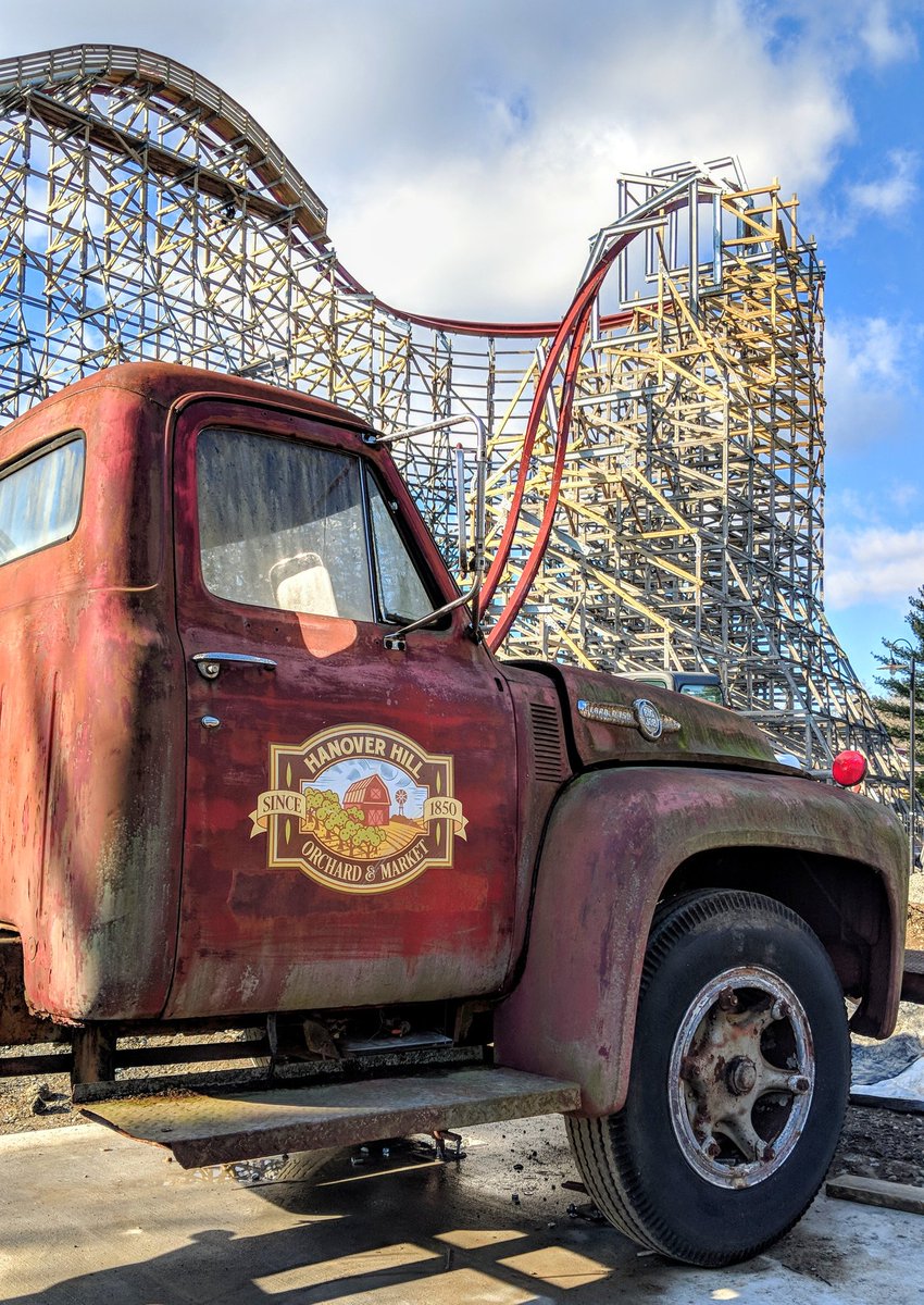 KatelynNewstate's tweet photo. No one knows exactly what happened at Hanover Hill Orchard. But soon, you can take a ride through previously forbidden grounds...but hold on tight, because this is a ride with a twist. This is #TwistedTimbers! 😲🎢😉 @KingsDominionVA https://t.co/5jTzJbCKlv