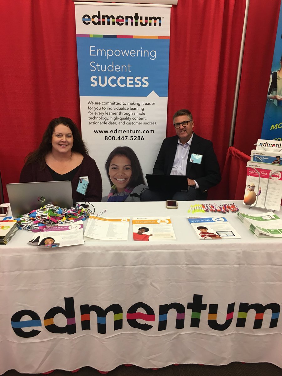 CCOSA's tweet photo. Some of our #OMLEA18 exhibitors sharing resources & tools for #oklaed middle level educators & leaders! https://t.co/Inhed9KTRq