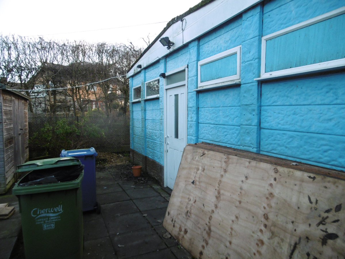 amc0925's tweet photo. The rebuild of Kidlington Girlguiding Centre is about to begin thanks to #bagsofhelpfunding @Tesco_SouthEast @GroundworkUK (England/Wales) https://t.co/UIaLkoab2j https://t.co/NjD6lWFSSh