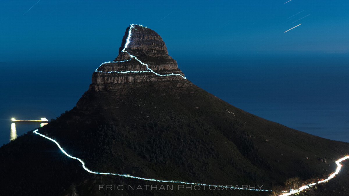 My latest #timelapse video showing hundreds of people ascending and descending #LionsHead in #CapeTown to watch Wednesday's #fullmoon: youtu.be/Dh-_TKBa7GY