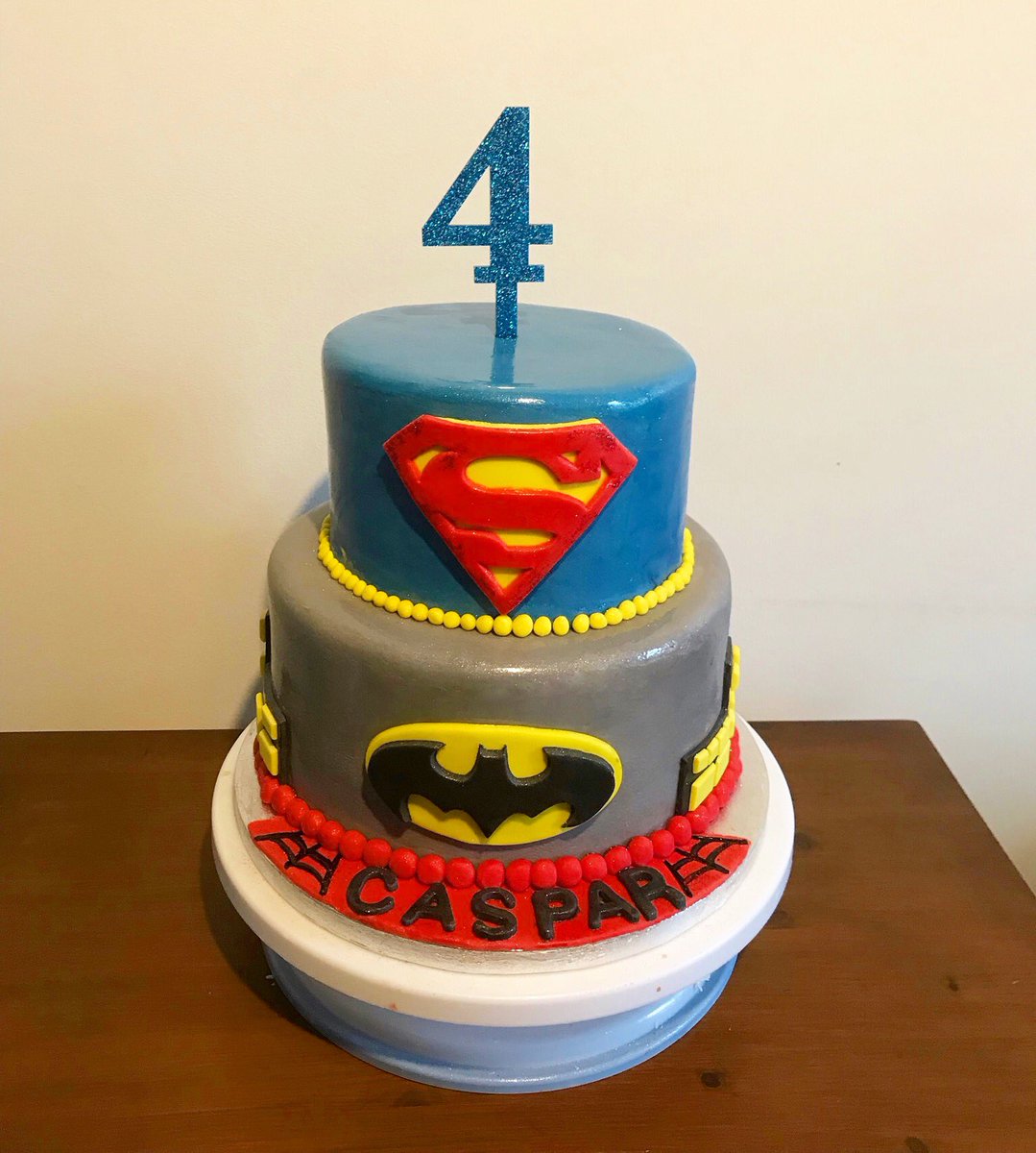 EmRoseCakes tweet picture