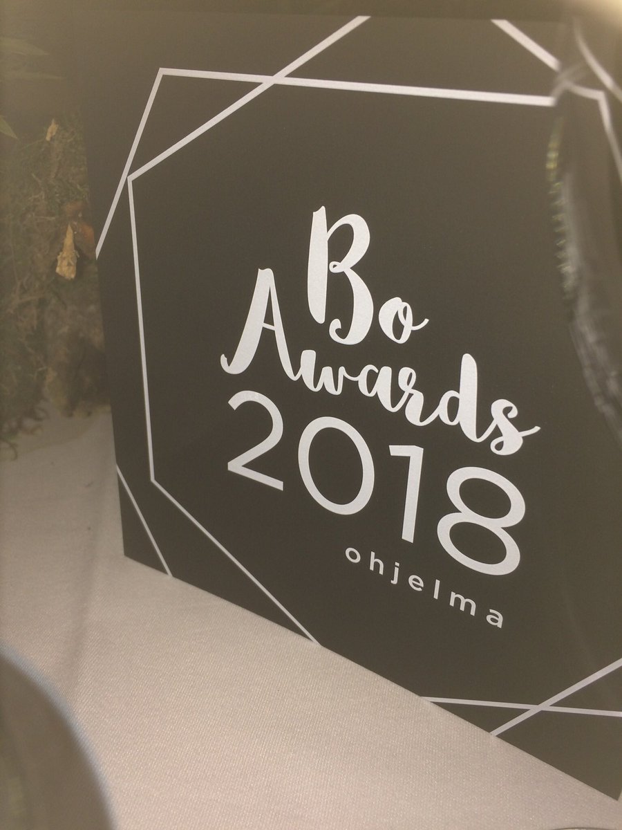 KetolaKati's tweet photo. Tänään on silkkaa juhlaa! Kiitollisena osallisena tässä familyssä ❤️ #boawards #bolkv @Bo_LKV https://t.co/RfasmcvRFG