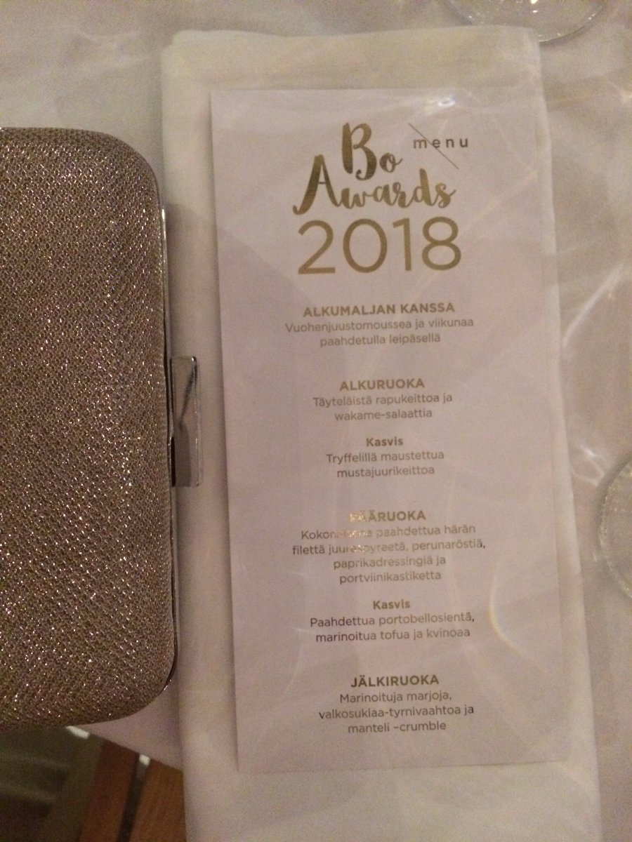 KetolaKati's tweet photo. Tänään on silkkaa juhlaa! Kiitollisena osallisena tässä familyssä ❤️ #boawards #bolkv @Bo_LKV https://t.co/RfasmcvRFG