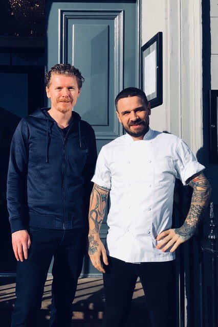 ChipFlipDip's tweet photo. Thanks to the legend Gary Usher for giving me an hour of his time, very generous with his support and advice to get Chip’d Liverpool up & running @WreckfishBistro @StickyWalnut #photographybyJosh #needmoretatts #mychipswilltastebetterthanyours https://t.co/Wtrtl3aCda