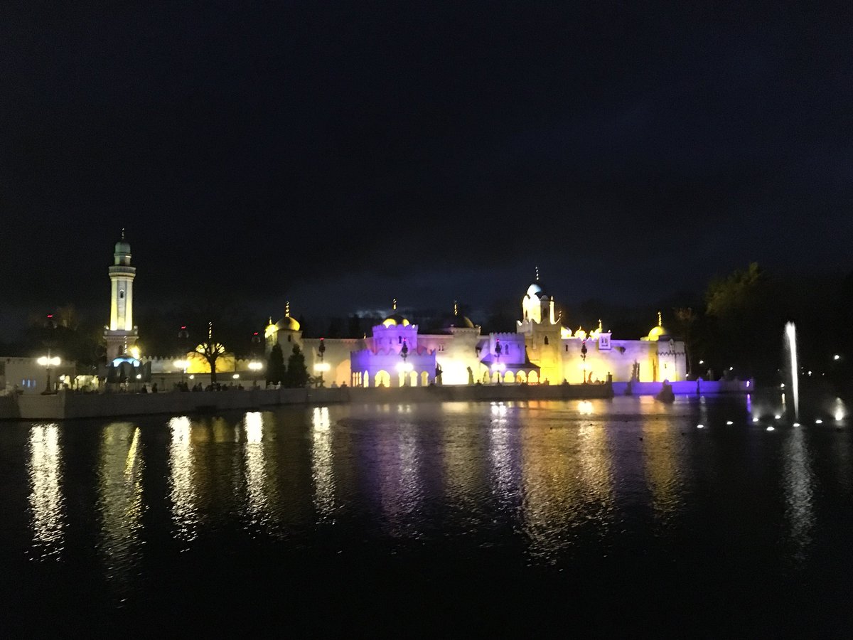 themeparkluuun's tweet photo. #EftelingLive https://t.co/sG7r69qcAI