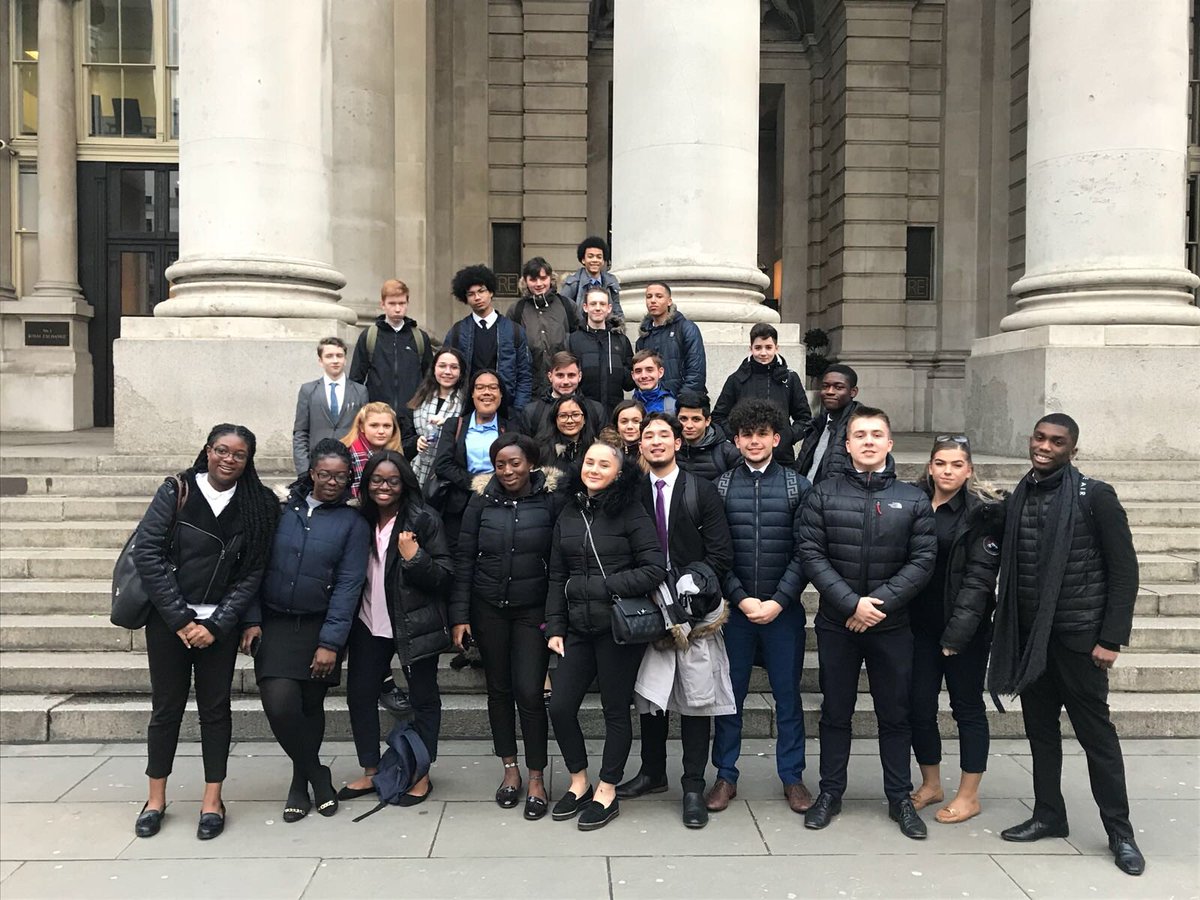 BTGSixthForm's tweet photo. Our Year 12 Business &amp; Economics students had a great day at “Work in the City” workshop where they met with employees of @bankofengland to learn more about what working in the city is all about!@the_brokerage https://t.co/6Ghdfhhtna