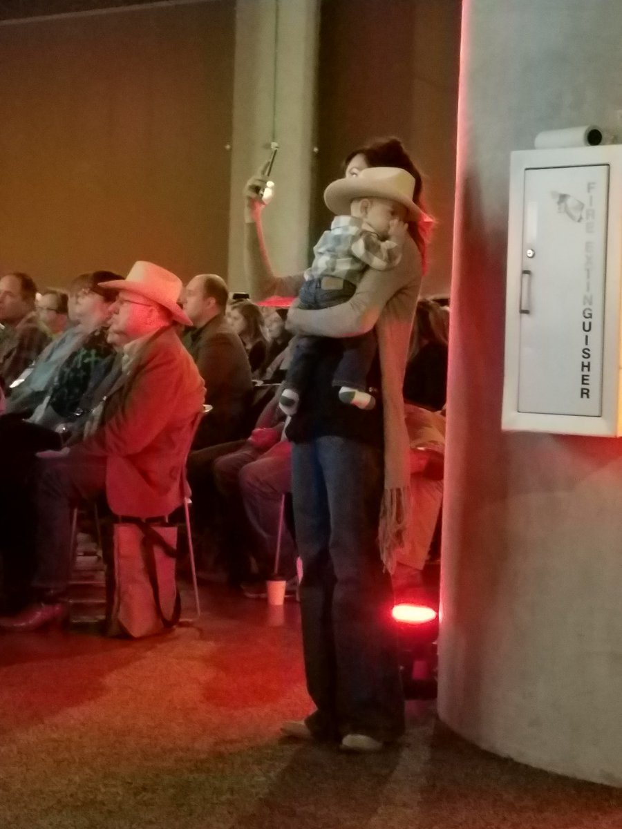 theiowabeefguy's tweet photo. While the #beef industry covers the nation, it's all about protecting the land for next generation &amp; raising #beef for consumers. Kevin Kester's, @BeefUSA President-Elect, daughter shares in a video during #CattleCon18 that every little girl's superhero is her father! #familyman https://t.co/VnFCrUZAcv