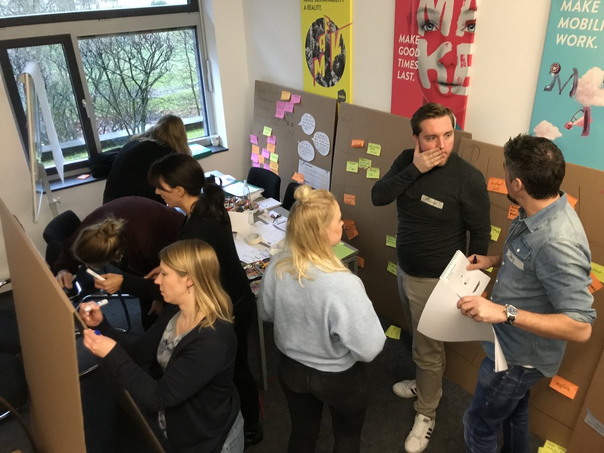 employerBrand_A's tweet photo. RT https://t.co/s7MeCiKoXC : #Advertising + #Hackathon + #DesignThinking = #Adathon. Chef, Mitarbeiter und Kunde wurden zu Kollegen und stellten sich Challenges aus #EmployerBranding und #Personalmarketing. Das Ergebnis: Neue Kommunikationslösungen und … https://t.co/UNm4SMdMLY