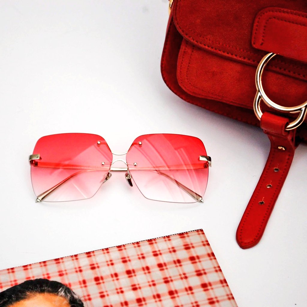 third_eyewear's tweet photo. Be Uncommon: Eyewear from R289

Shop our rad Modern Square frames here:https://t.co/22jE5Hpntc https://t.co/rXXrjol8mD