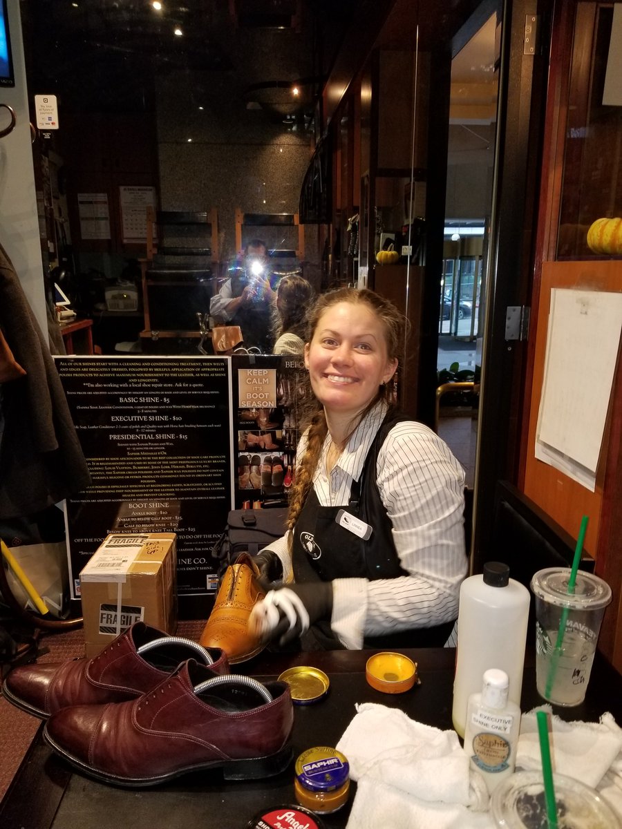 Oldstyleshine's tweet photo. Got time or no time? Dropping your shoes off is available. #ExecutiveShine now known as the #SeattleShine, for the long lasting weather resistant shine.
@MarkWrightKING5 @SheratonSeattle @FairmontOlympic @cbreSeattleArea @Mariners @tnorwalk @tomtullyokeefe https://t.co/X2Ram2HxDk