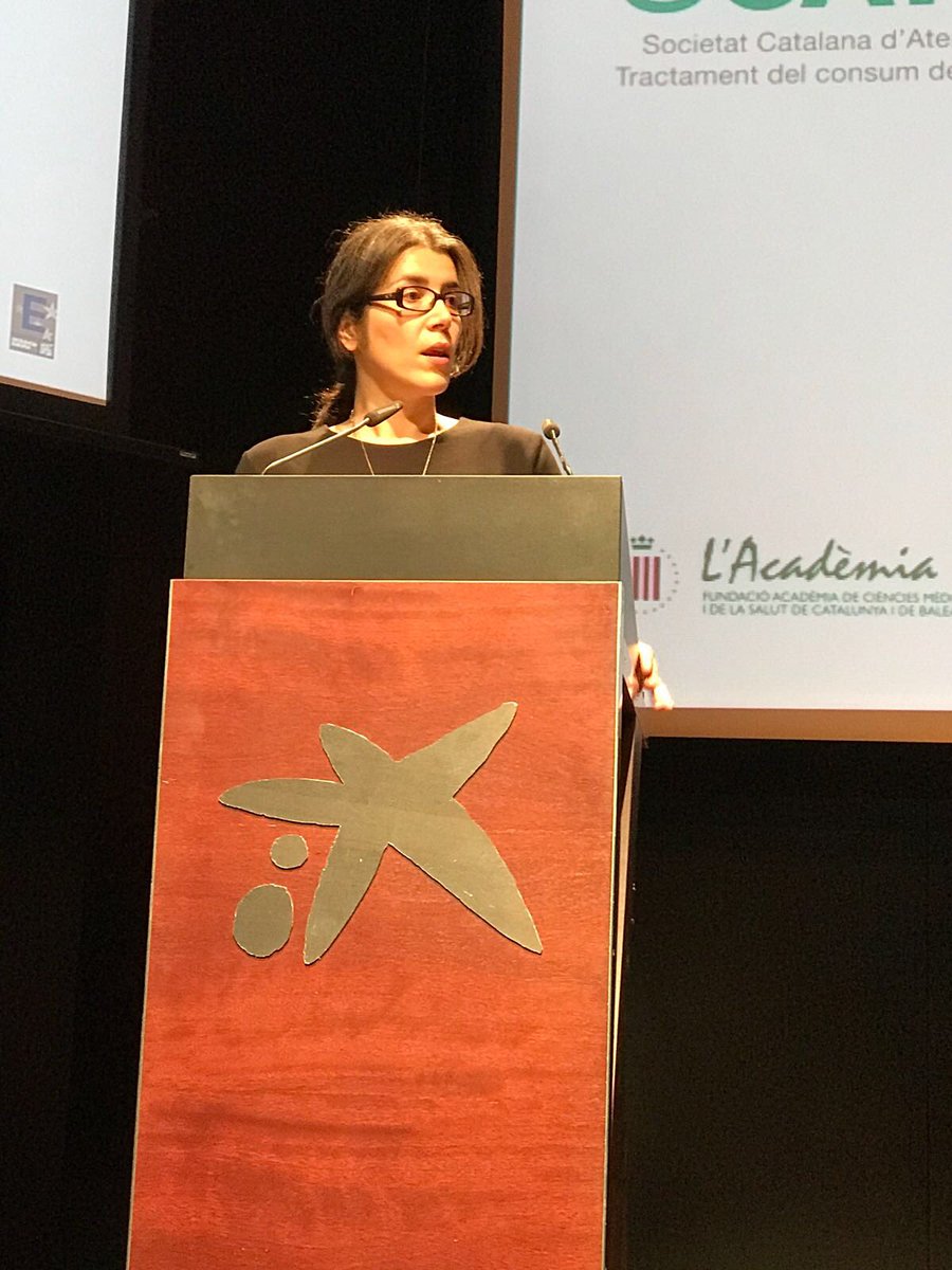 Elinfermera's tweet photo. Muy contenta con el tercer premio de la #scatt2018 ! Mucho trabajo aún por hacer en pacientes con #OCD, pero vamos por buen camino ☺️ https://t.co/tAJRGzDxZd