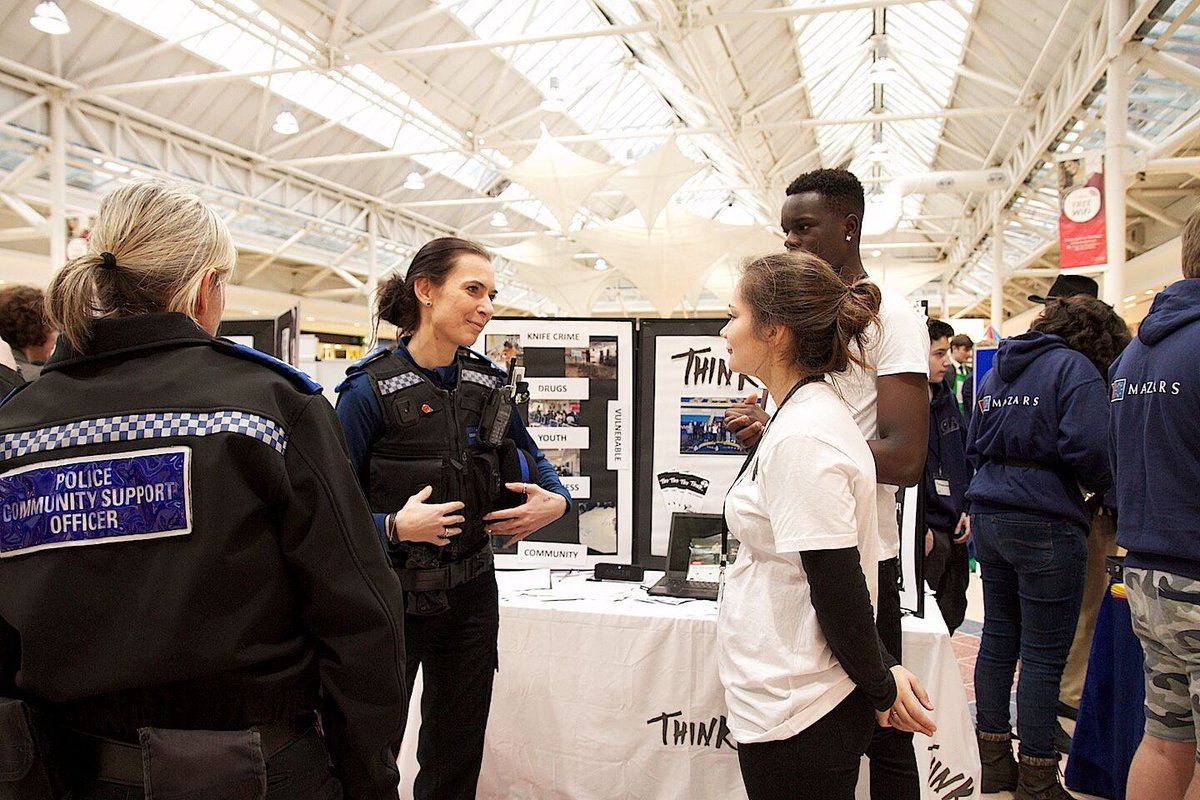 YEOxfordshire's tweet photo. Congrats to @TeamTHINK2017 for winning the Best Customer Service award at @TemplarsSquare. Tune into @JACKfmOxford between 1pm and 7pm today to hear more about this incredible initiative! https://t.co/0Ug4kVbhFx