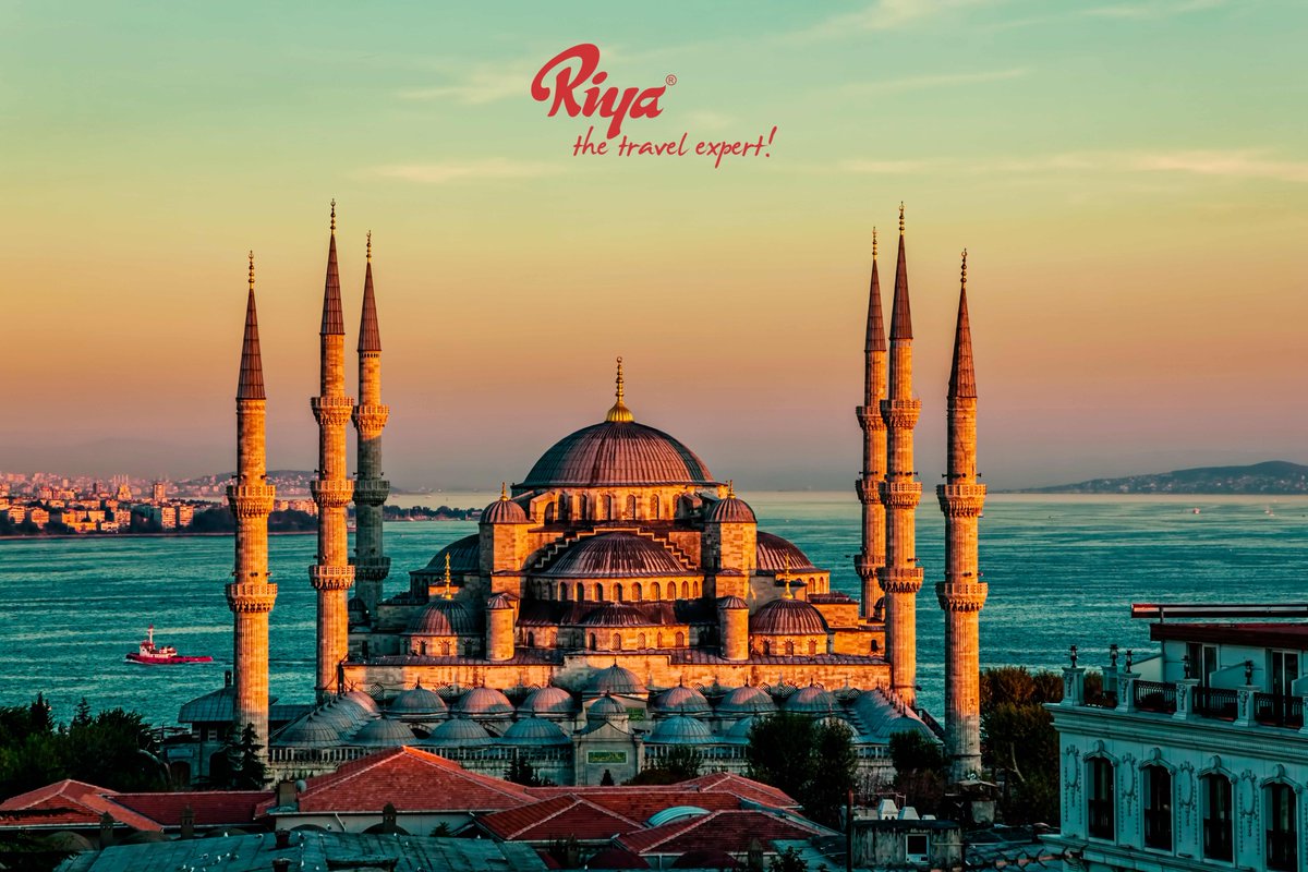 riyatravelind's tweet photo. If you are in Istanbul, don’t forget to visit the majestic Sultan Ahmed Mosque.
#sultanahmedmosque #bluemosque #istanbul #istanbullife #mosque #mosques #visit #majectic #majecticbeauty #RiyaTravel #vacation #travel #travelogue #traveltheworld #traveladdiction #discovertheworld https://t.co/9SOUZOj8Ae