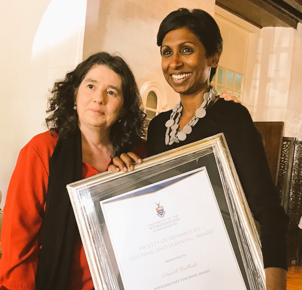 DineshBalliah's tweet photo. Received the 2017 @WitsUniversity #FacultyofHumanities Award for #Postgraduate teaching from Dean Ruksana Osman this afternoon. #Journalism @WitsVuvuzela @Journ_SA https://t.co/elCmFrQ9tO