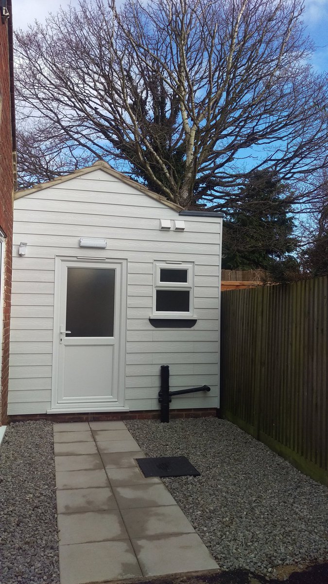 dewargreen's tweet photo. Are you looking for office space in  St Michaels, #Tenterden. Small new self-contained space to rent in the heart of the village. Plenty of space for two, with kitchenette, loo and one parking space. Call Tim Green on 01580 764713 for more information @TentChamber https://t.co/by5f6GQu0i