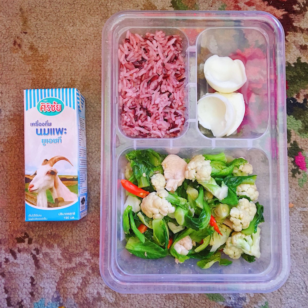 Patzlaw1993's tweet photo. ต่อๆ 
5.คะน้าน้ำมันหอย
6.อกไก่ผัดเบบี้(แขนงกะหล่ำ)
7.อกไก่ผัดเปรี้ยวหวาน
8.ผัดผักบุ้งอกไก่ 
ปล.อีก เพิ่งนึกได้ว่า ใช้ซูคาโลสแทนน้ำตาลทราย ลุงตู่พูดตะกี้ ขอบคุณค่ะลุง เกี่ยวไหม 😂 https://t.co/FAgpyFcGbj