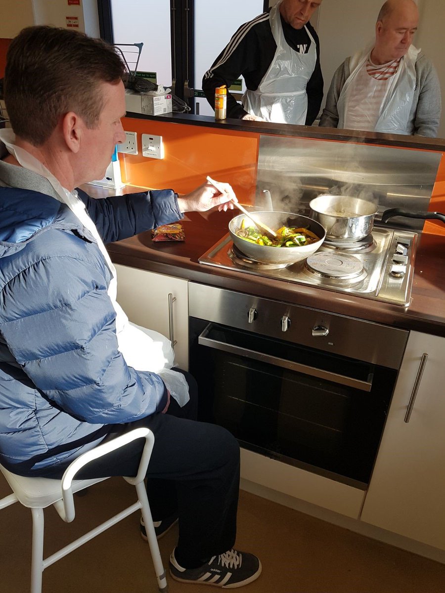 Dirrans_centre's tweet photo. Some photos of our cook group working to make a stir fry on Thursday using fresh ingredients and team work.  Lunch was delicious. 🥘 Well done everyone! #dirranskitchen https://t.co/wfgdanz8gp