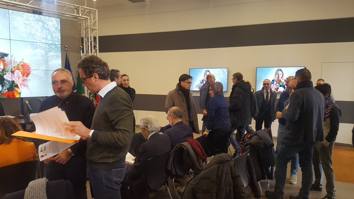 In attesa di firmare il #Patto per il #lavoro nel turismo #uilliguria <a href="/CislLiguria/">Cisl Liguria</a> <a href="/Cgil_Liguria/">CGIL LIGURIA</a>