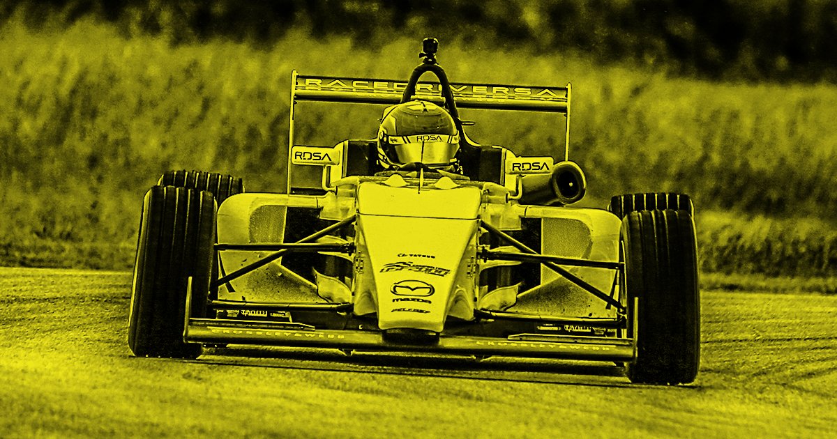 #FollowFriday

Cape Town Champ: <a href="/julianvdwatt42/">Julian Van Der Watt</a>. Hope the <a href="/USF2000/">USF2000 Series</a> field is ready for this South African sensation. #PelfreyPower #MRTI