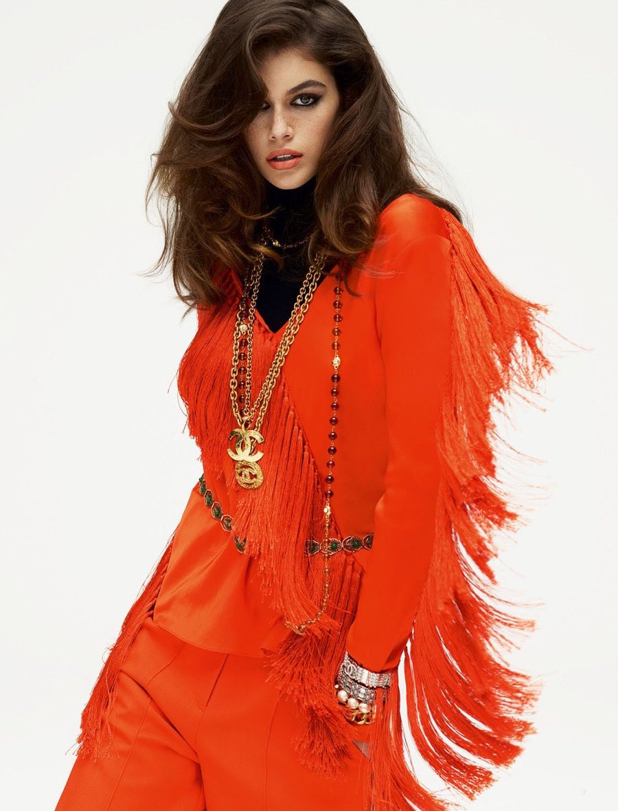 worlds_moda's tweet photo. #LOVEMAGAZINE #19.
By #MertMarcus

More on https://t.co/ZK8pd8K8nL

#KaiaGerber https://t.co/JypzUKf2jR