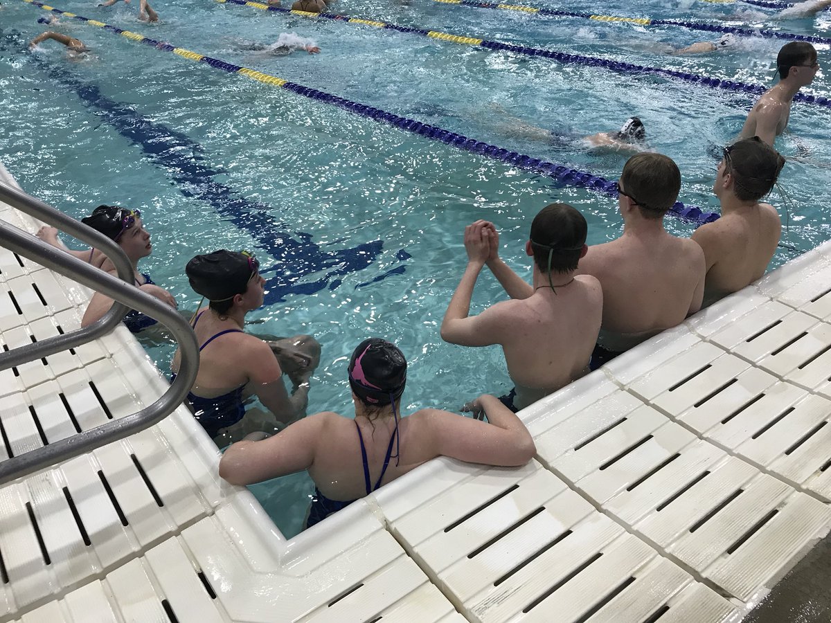 CHSSpartanSwim's tweet photo. It’s the warm-up club! @CHSSpartans https://t.co/47WKWpUb8y