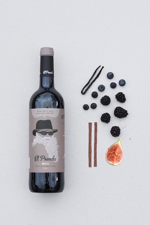TerritorioCepa's tweet photo. Que imagen más chula nos envían desde Baltazar en Holanda de nuestro vino tinto "El Prenda" de Rioja. ¿Mola no? ¡Buen fin de semana #winelovers! 
#SietePasosWines https://t.co/BsFDnA8PuK