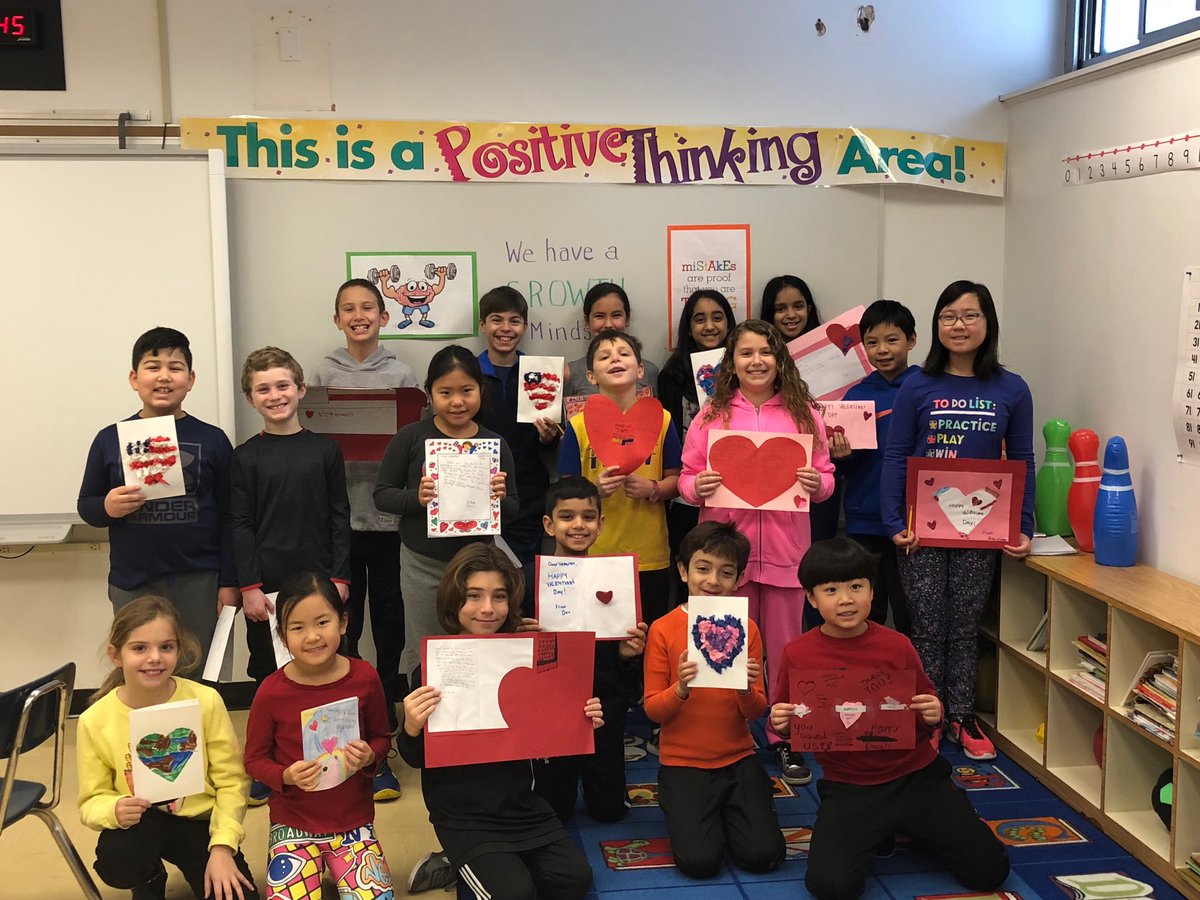 Cantiague Student Leaders share Valentines for Veterans <a href="/CantiagueES/">Cantiague Elementary</a> <a href="/GinaFaust/">Gina Faust</a> #ShowtheLove