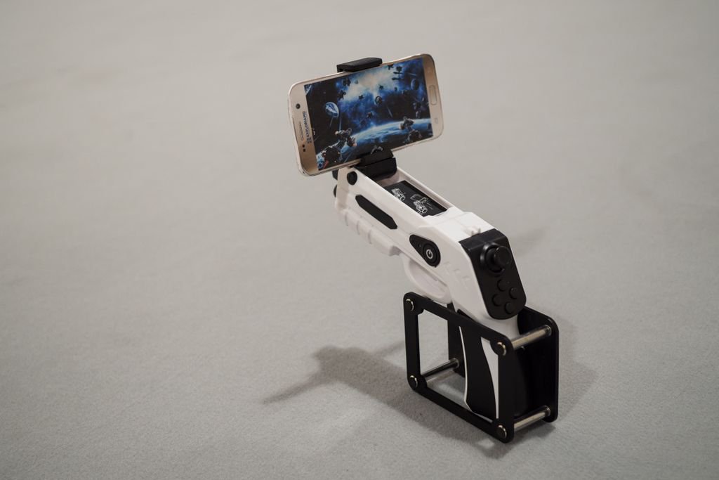 Secondo oggetto della collezione #HomiSmartSelection: Space Gun 
Azienda: ORIGAMO