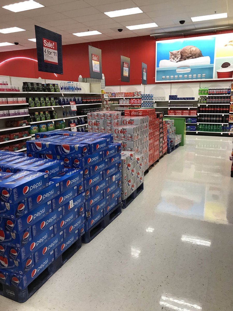 Gregory7749's tweet photo. T1515 bulking up for bulky sales!
#WeDontFumbleInFood #D117RedZone
@jamaal_edwards @Andrew050887 @A_Leigh_ https://t.co/alDlro3ZQN