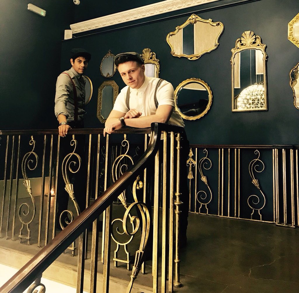 ForwardRole's tweet image. Here’s a couple of our Peaky Blinders enjoying the #ManchesterFashionBall by @TheFashionNetUK  last night. 👌@ForwardRoleBrad  @ForwardRole_NY #PeakyBlinders