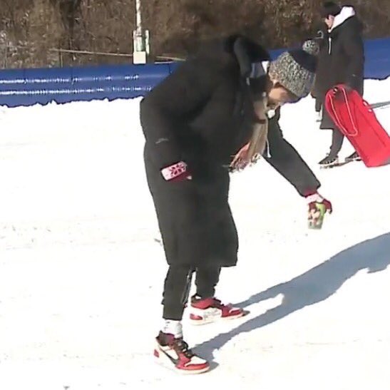 강다니엘 발 귀여워 (@daniel_footcute) on Twitter photo 