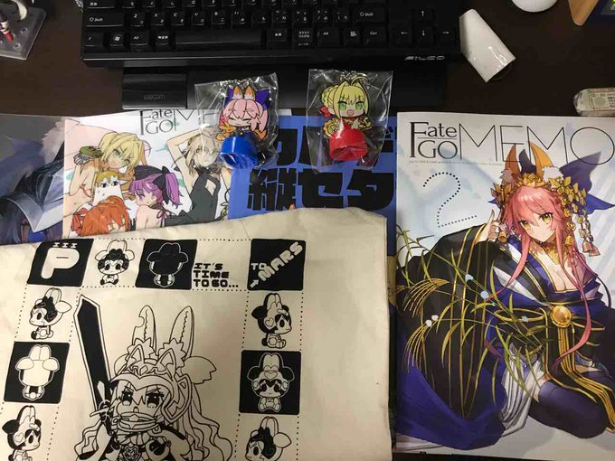 知人の活躍により、ワダアルコさんのところの冬コミセットゲット。
夏コミのやつも混じってる気がするけどたぶん気のせい。 