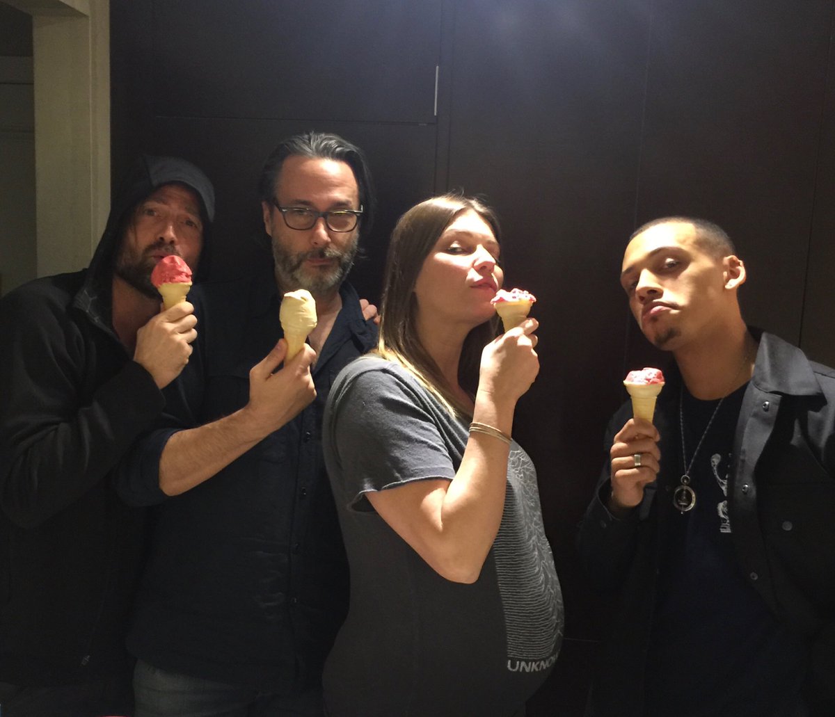 JRothenbergTV's tweet photo. Me and the new kru. The night strawberry beat salted caramel 3 to 1. @ivanamilicevic @WilliamMiller @caramaka #the100 https://t.co/QNXJIiEWOl