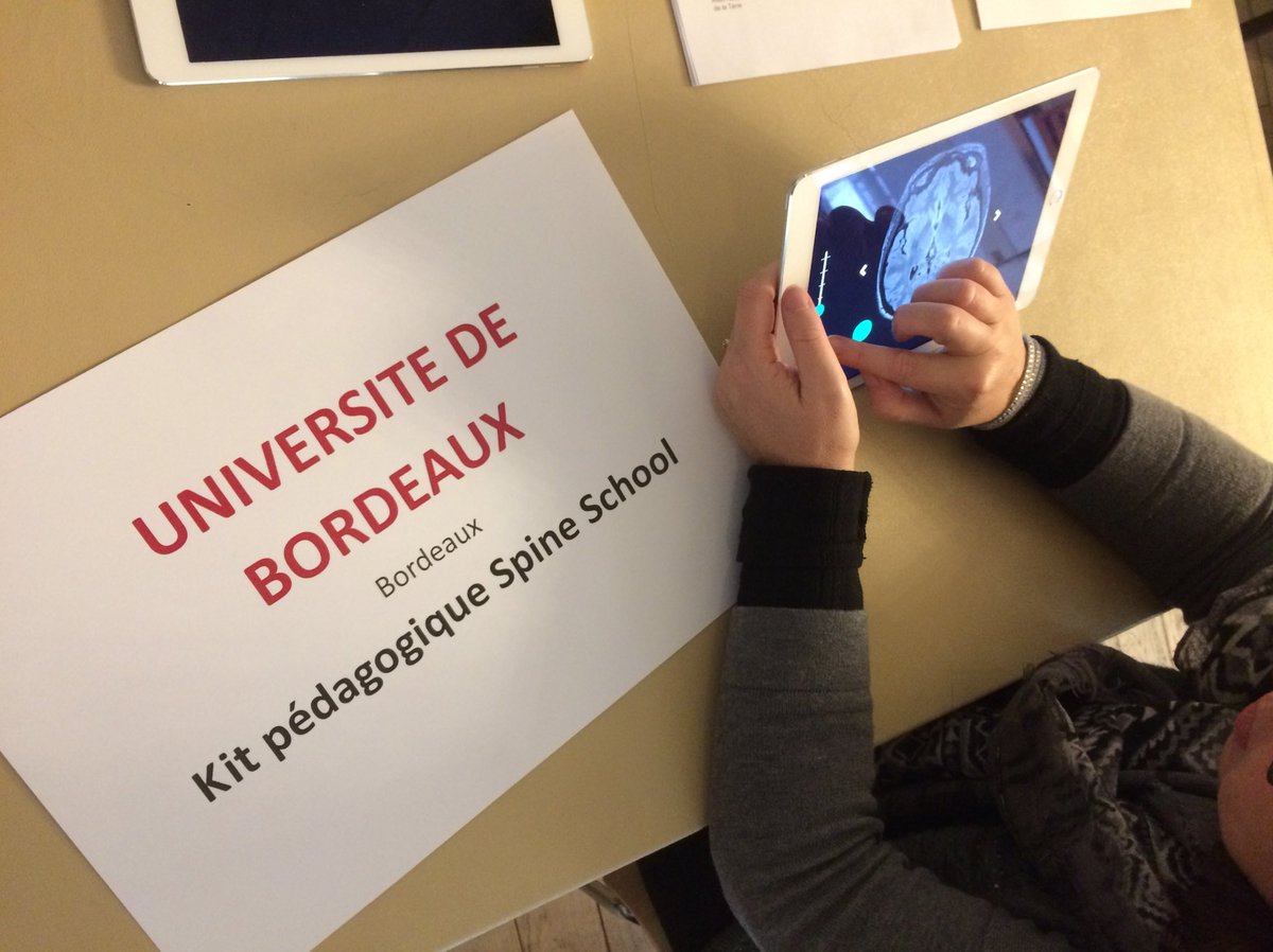 SPINEscience's tweet photo. Nous sommes à l'Hôtel de Région @NvelleAquitaine à Limoges pour présenter SPINE aux #CCSTI de la Région (@LacqOdyssee @capsciences @recreasciences @emfpoitiers), aux côtés des autres lauréats de l'appel à projets 2017. https://t.co/LURAa5QpcO