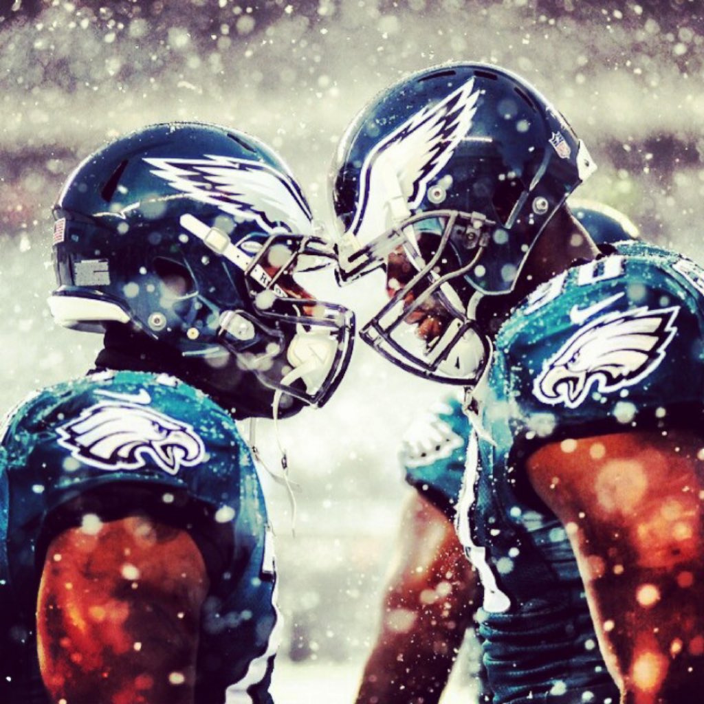 I may bitch I may complain I might cry or pound my fist on the arm of the chair I may even curse out the entire team BUT DON’T EVER... EVER! Question my fan hood for I bleed eagles green, wether the eagles Win. Lose. or Tie. I will bleed green, til the day I die. https://t.co/VjrT5FSYEk
