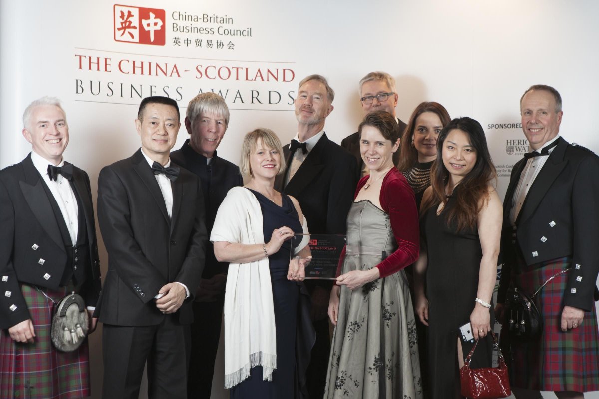 Glasgow_Chamber's tweet photo. The @ChinaBritain China Welcome of the Year award was handed to #GBA17 winner @LaingsJewellers for efforts made to improve customer experience of #Chinese visitors #Congratulations @RBS @RBSBusiness #ConnectforGrowth https://t.co/AEyPcKVsN2 https://t.co/F8oS0aBdcv