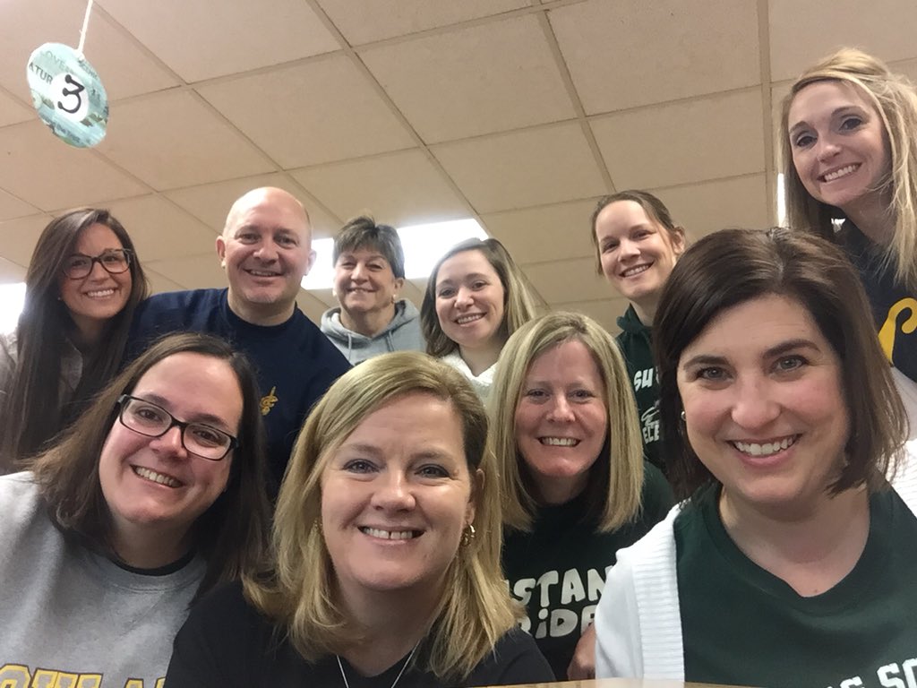 surrarrer4thgr's tweet photo. Twitter 101 lesson this morning!! #SCStrongTogether #surrarrerstrong @WhitecarCharles @Kate_theSLP @DoctorRaso https://t.co/2Z5OBvqpf7