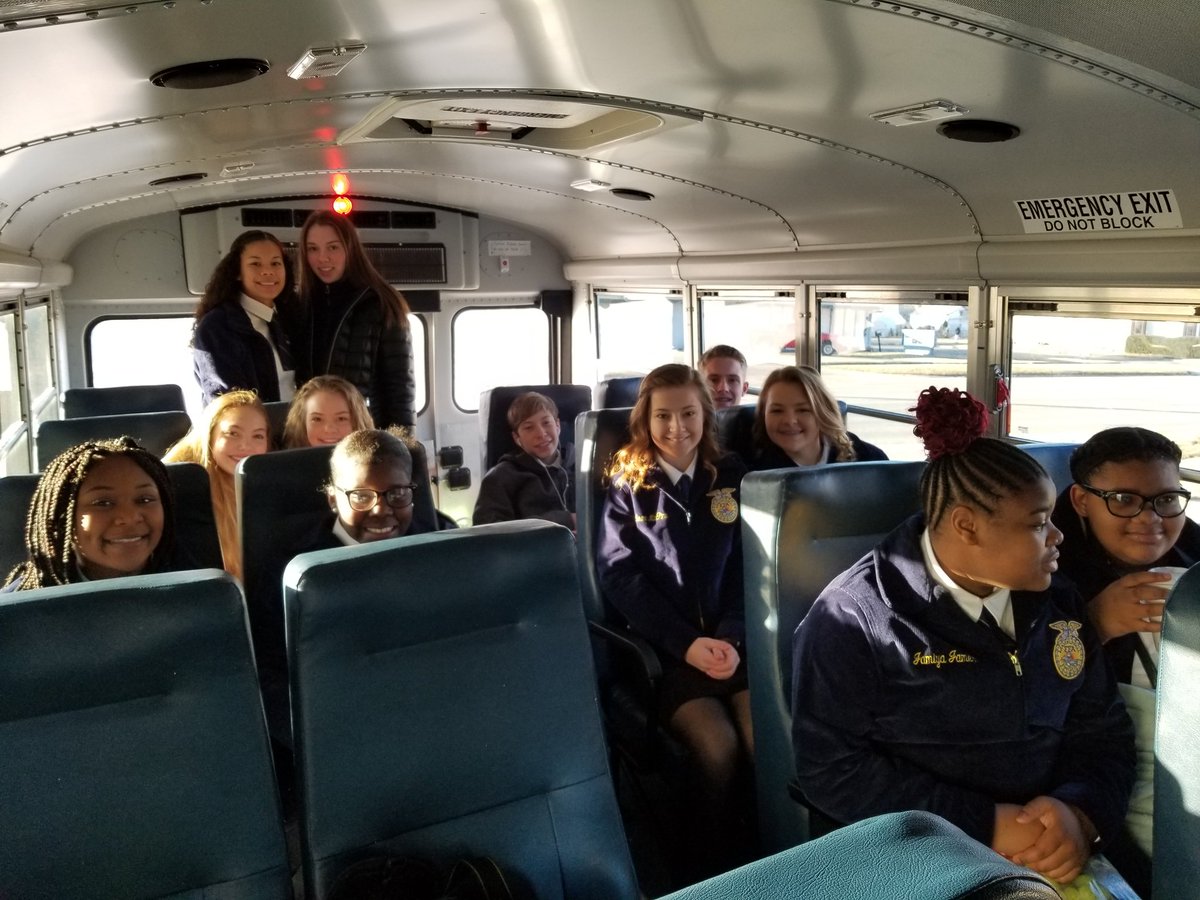 RTHS_AG's tweet photo. Northbound...212 Leadership Conference here we come! https://t.co/HD5FLIvuNm