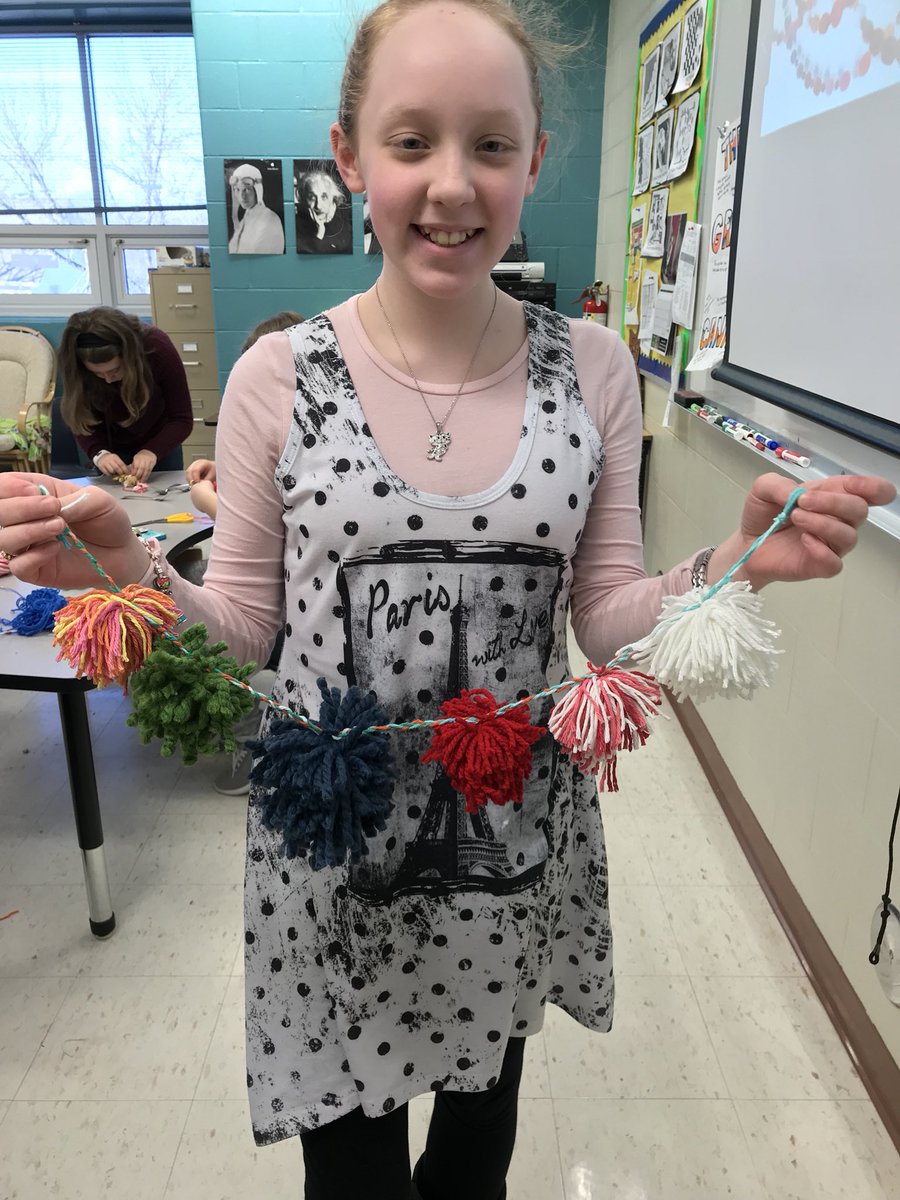 TrishTerry_'s tweet photo. DIY club fun! Thx @jerwhitsitt #heritagems https://t.co/1YCbcGqjry