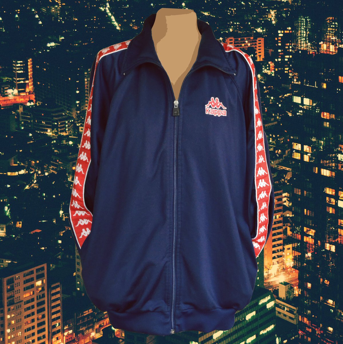 ChromaticFunkVC's tweet photo. Vintage Kappa
 
#Kappa #Yale #Blue #Authentic #Vintage #80s #90s #Unisex #Tracksuit #FullZip #Red #DarkBlue #KappaLogo #LongSleeve #Jacket #Sportswear #activewear #XL #clothing #etsy #vintageyale #yalejacket #yalesportswear https://t.co/w1TqTu7Vii https://t.co/Pm92NoHBxs