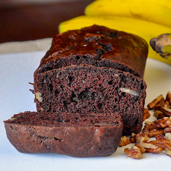 DessertsRecipe's tweet photo. Double #Chocolate Pecan Banana Bread https://t.co/5D1BnUqAjJ #recipe #baking https://t.co/AKhChI14zB