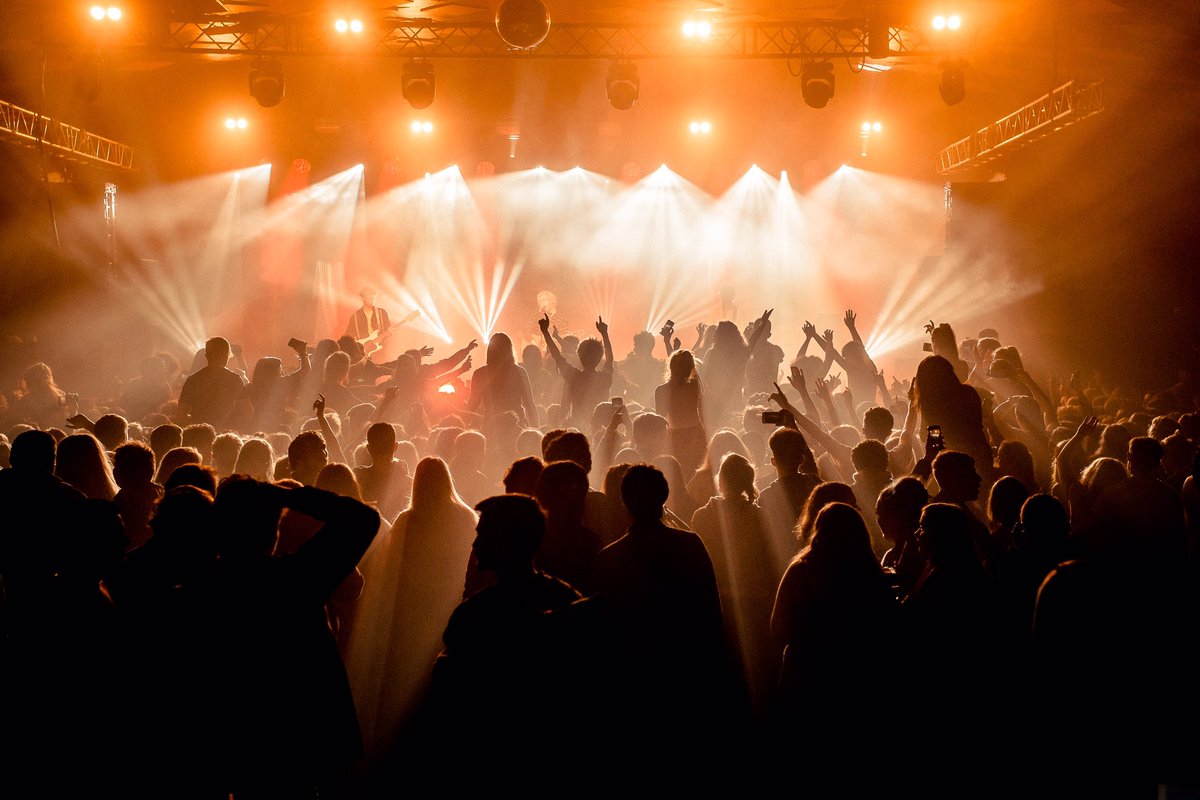 VINYLNOISEBLOG's tweet photo. PHOTOS: @RATBOY, @ten_tonnes + @realbadsounds at the Barrowlands by @alice_hadden.
https://t.co/DIBiiOYktE https://t.co/3DGdWK01nP