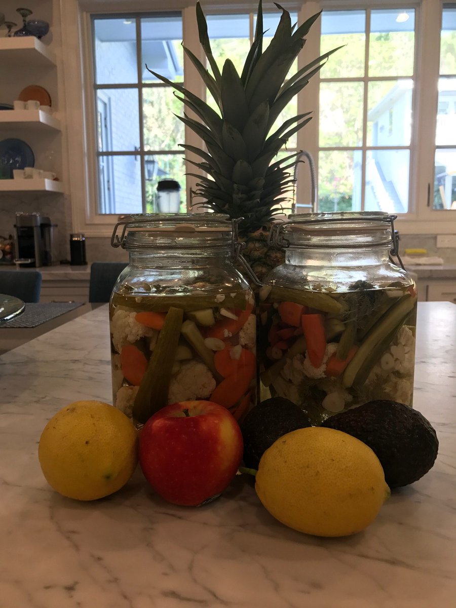 Kym_Gold's tweet photo. Pickling vegetables is a fun project, plus they make a great snack. Do you make your own homegrown pickled vegetables?
https://t.co/INN84cQskL https://t.co/NtOI0v5uXB