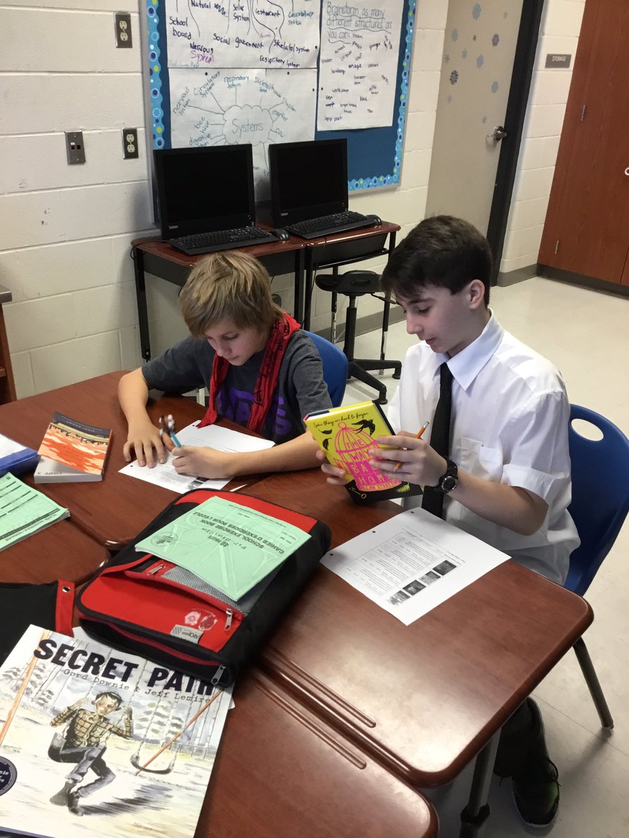 missjacooper's tweet photo. Getting to know the Red Maple books this morning. Students are excited to start lit circles next week. @RedMapleHWDSB https://t.co/EBL2hWHq6M